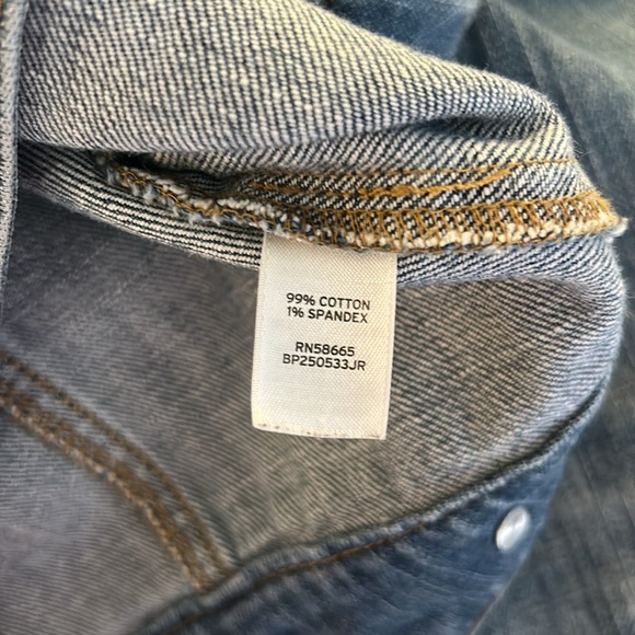 BP Casual Medium Wash Denim Jean Jacket Size Small - Picture 6 of 6
